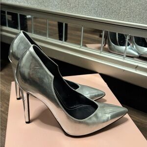 Kendall & Kylie Metallic Silver Heels